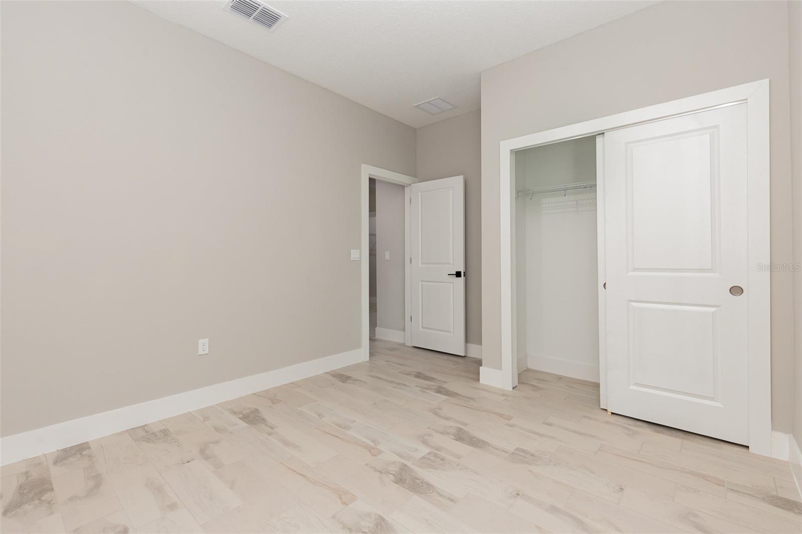 Image 17 of 40 For 7007 131st Avenue