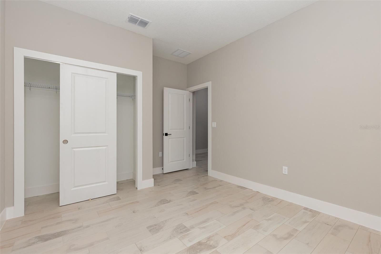 Image 18 of 40 For 7007 131st Avenue