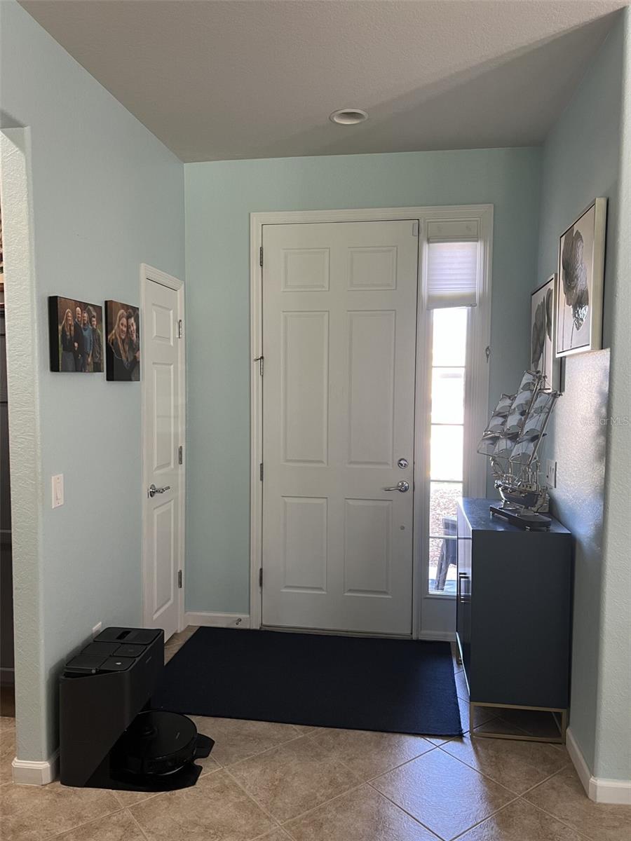 Image 3 of 45 For 6832 93rd Avenue