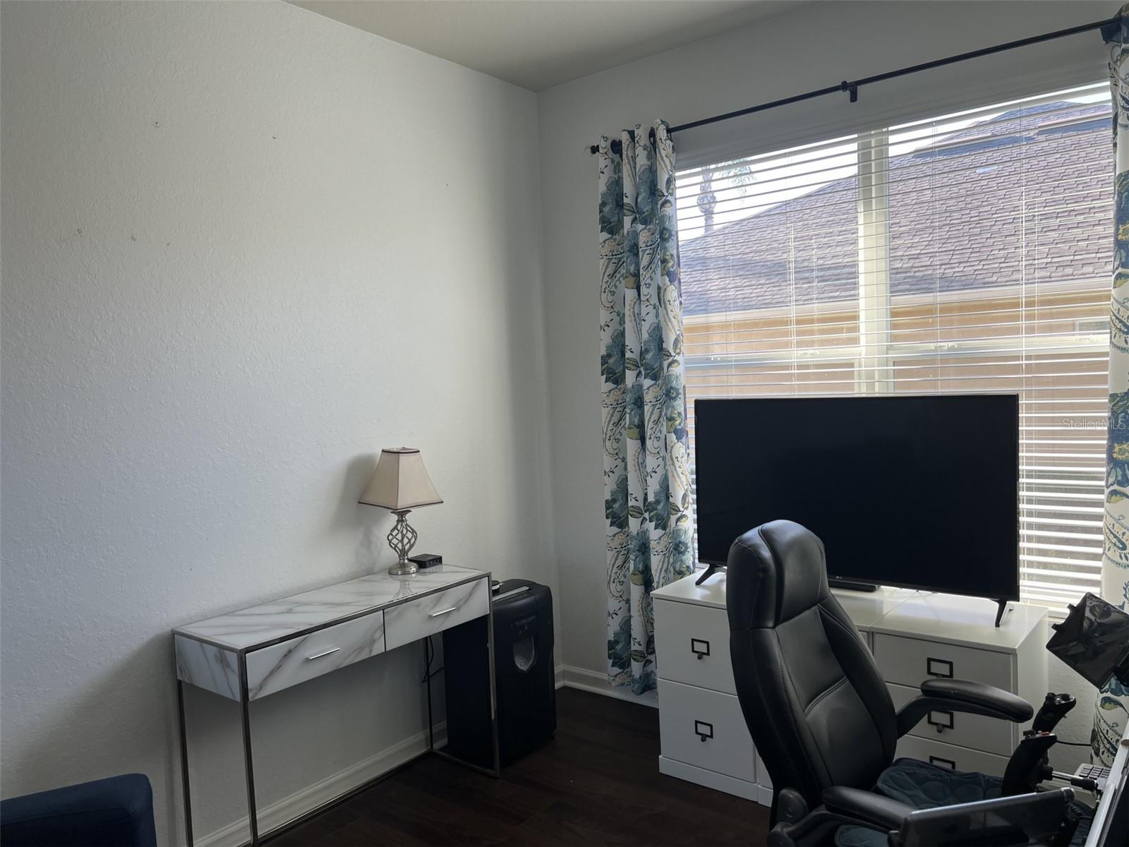 Image 33 of 45 For 6832 93rd Avenue