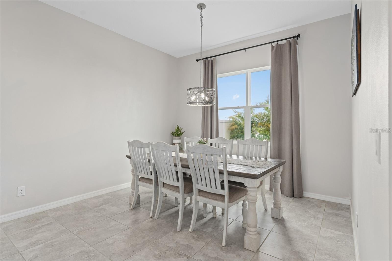 Image 11 of 34 For 2091 Brillante Drive