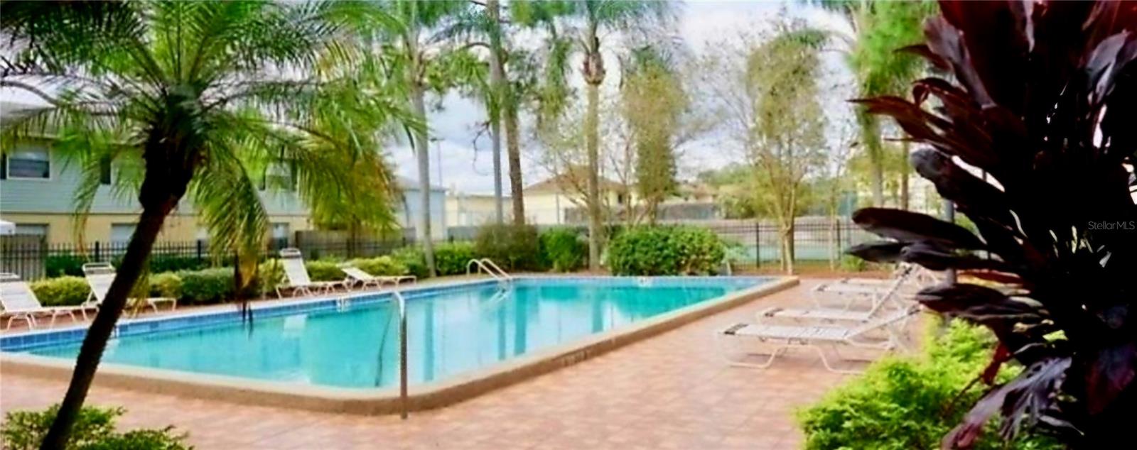 Image 15 of 16 For 552 Golden Raintree Place