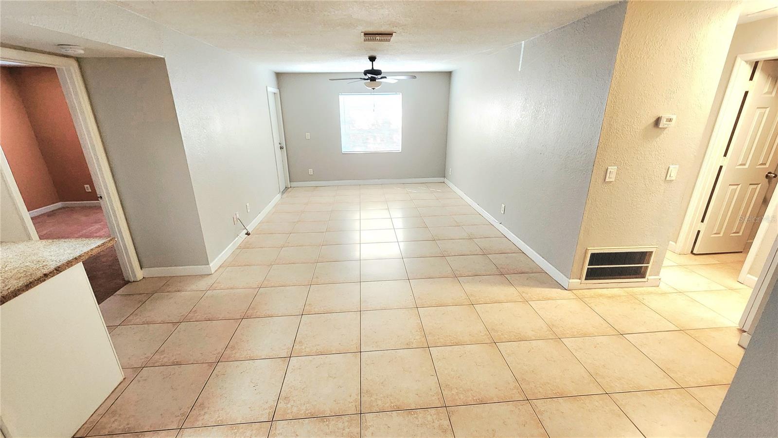 Image 3 of 16 For 552 Golden Raintree Place