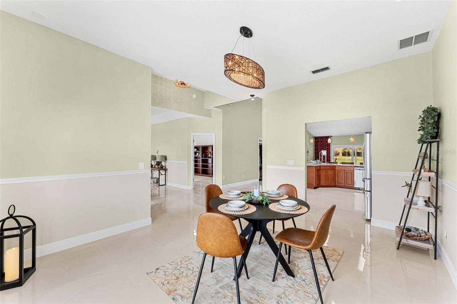 Image 13 of 67 For 2726 Babbitt Avenue