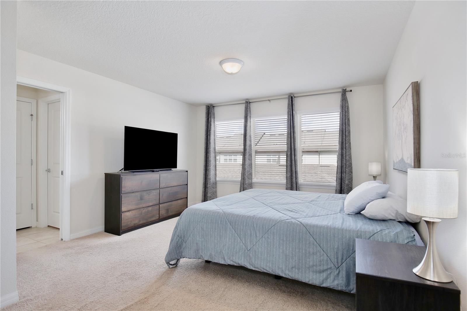 Image 15 of 31 For 5025 Walker Street