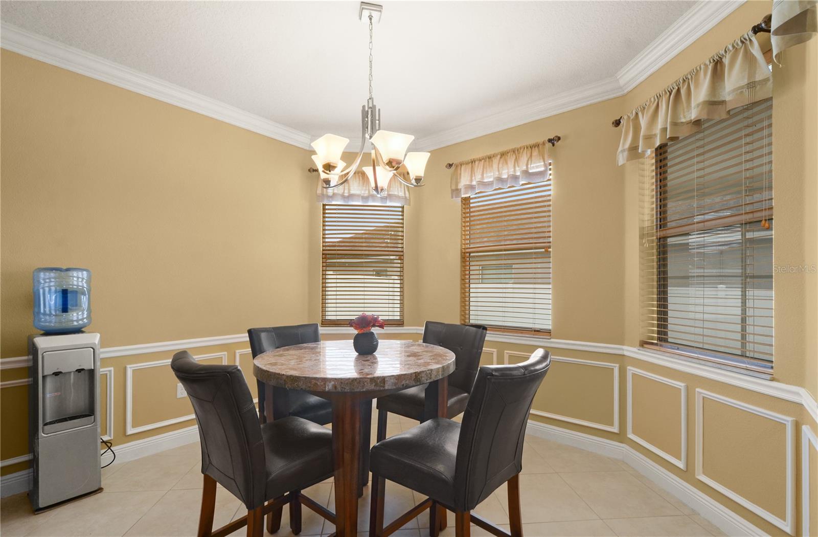 Image 19 of 28 For 4414 Azure Isle Way