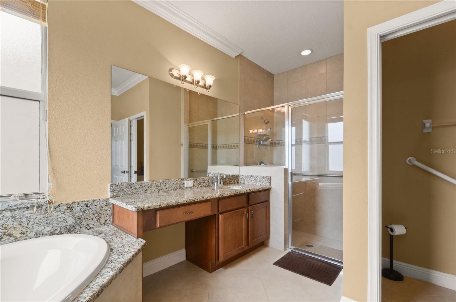 Image 23 of 28 For 4414 Azure Isle Way