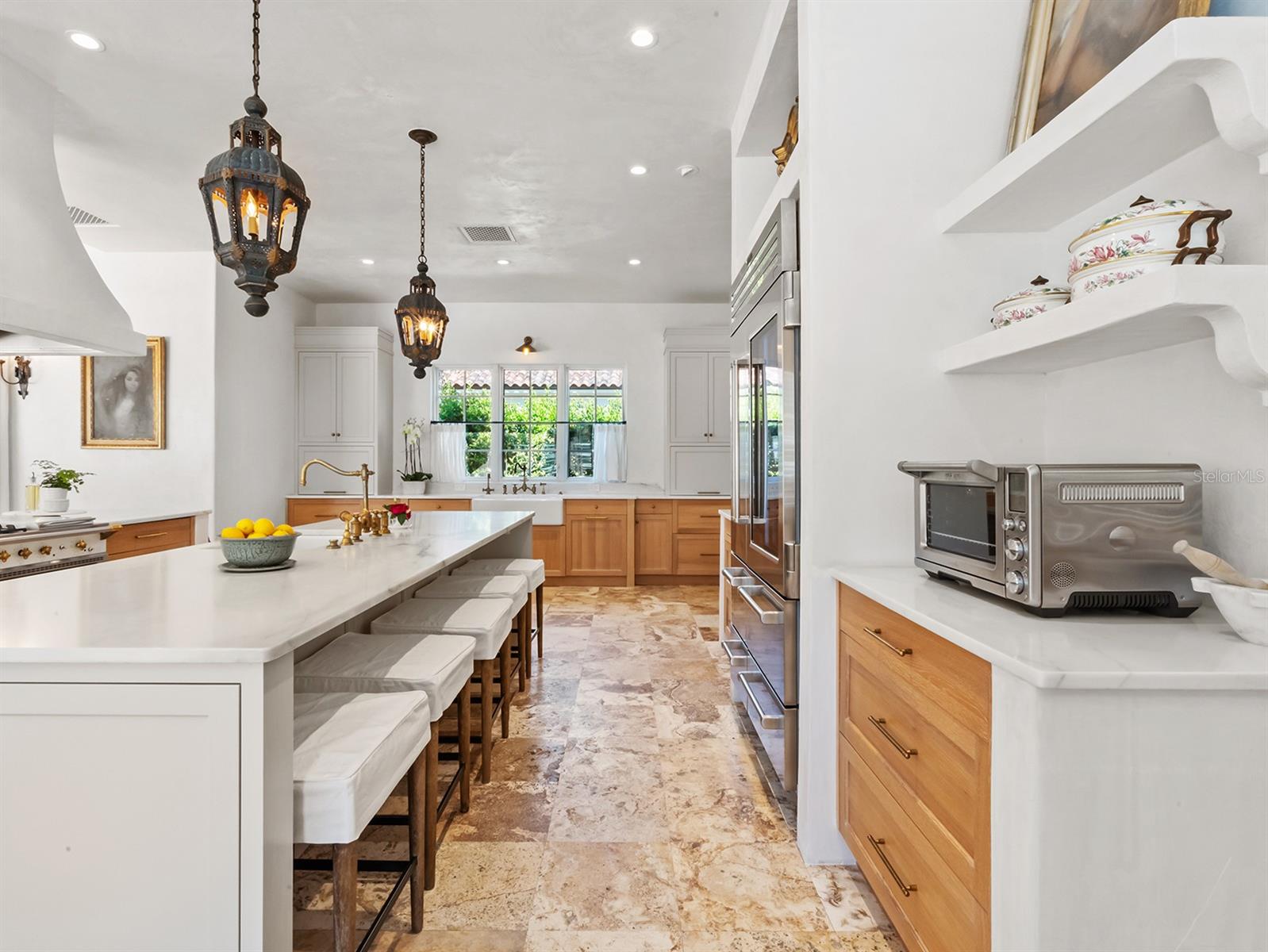 Image 13 of 59 For 861 Bonita Drive