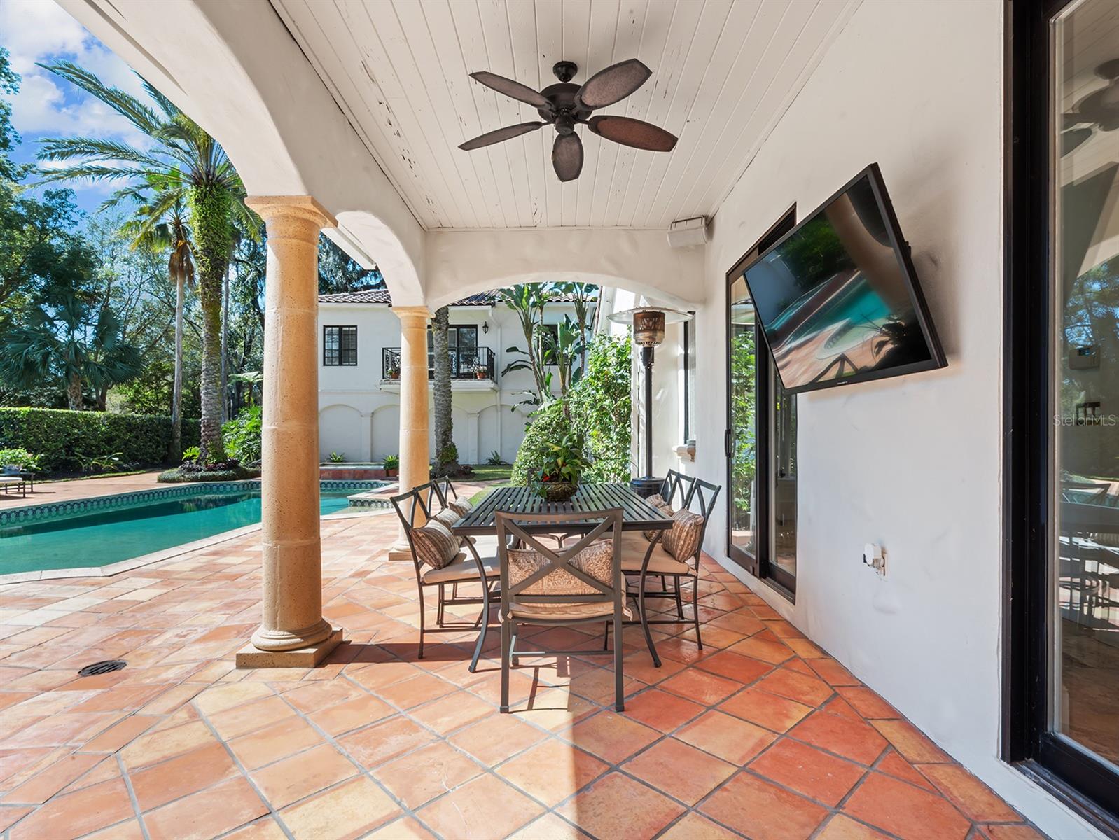 Image 41 of 59 For 861 Bonita Drive