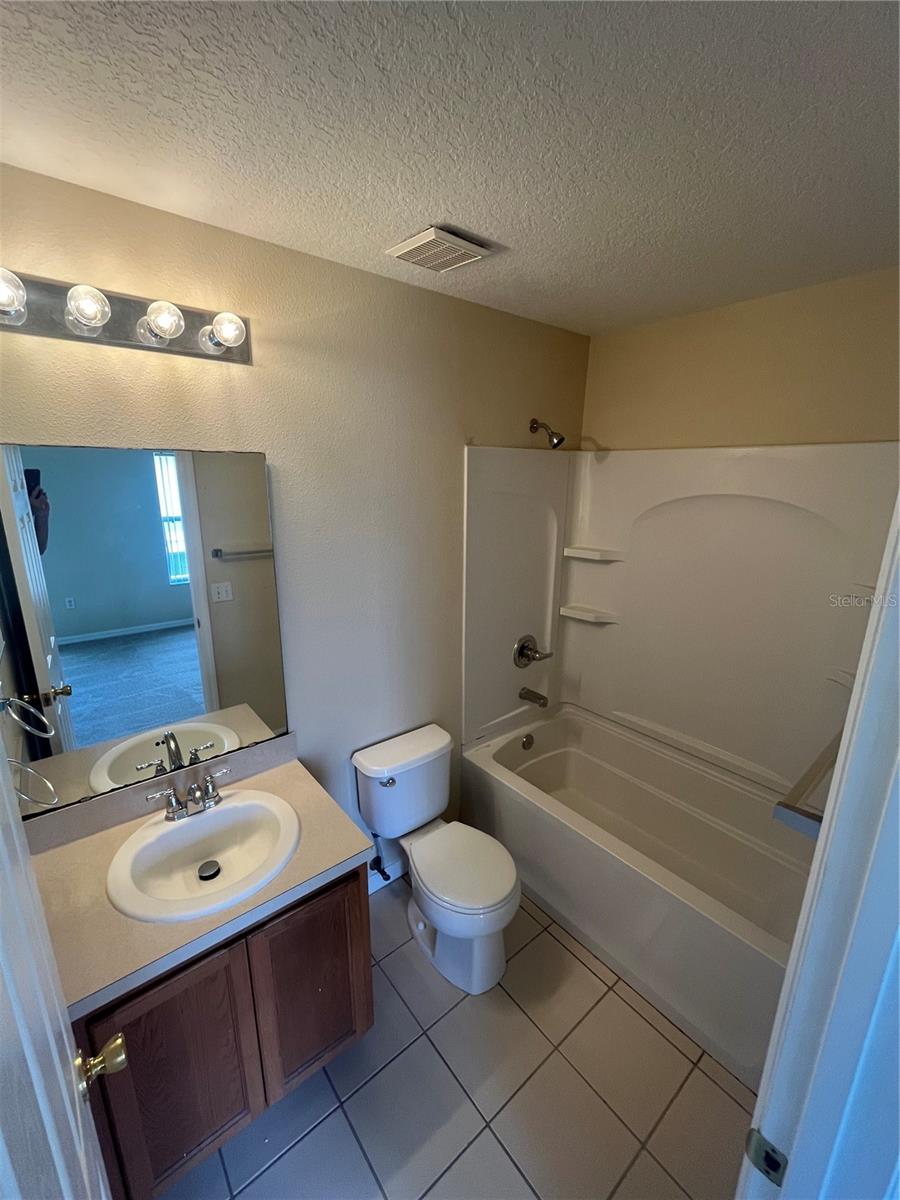 Image 26 of 36 For 5290 Paradise Cay Circle