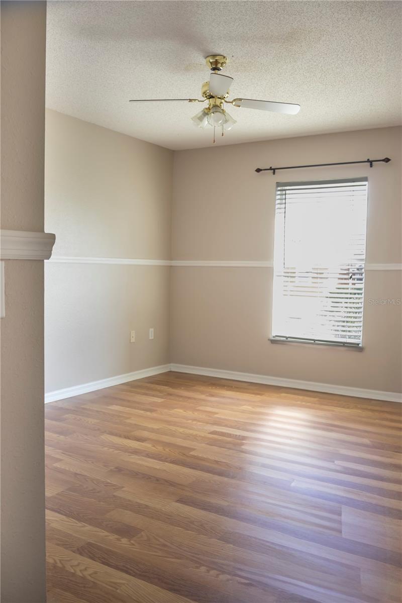 Image 31 of 48 For 719 Garnette Avenue