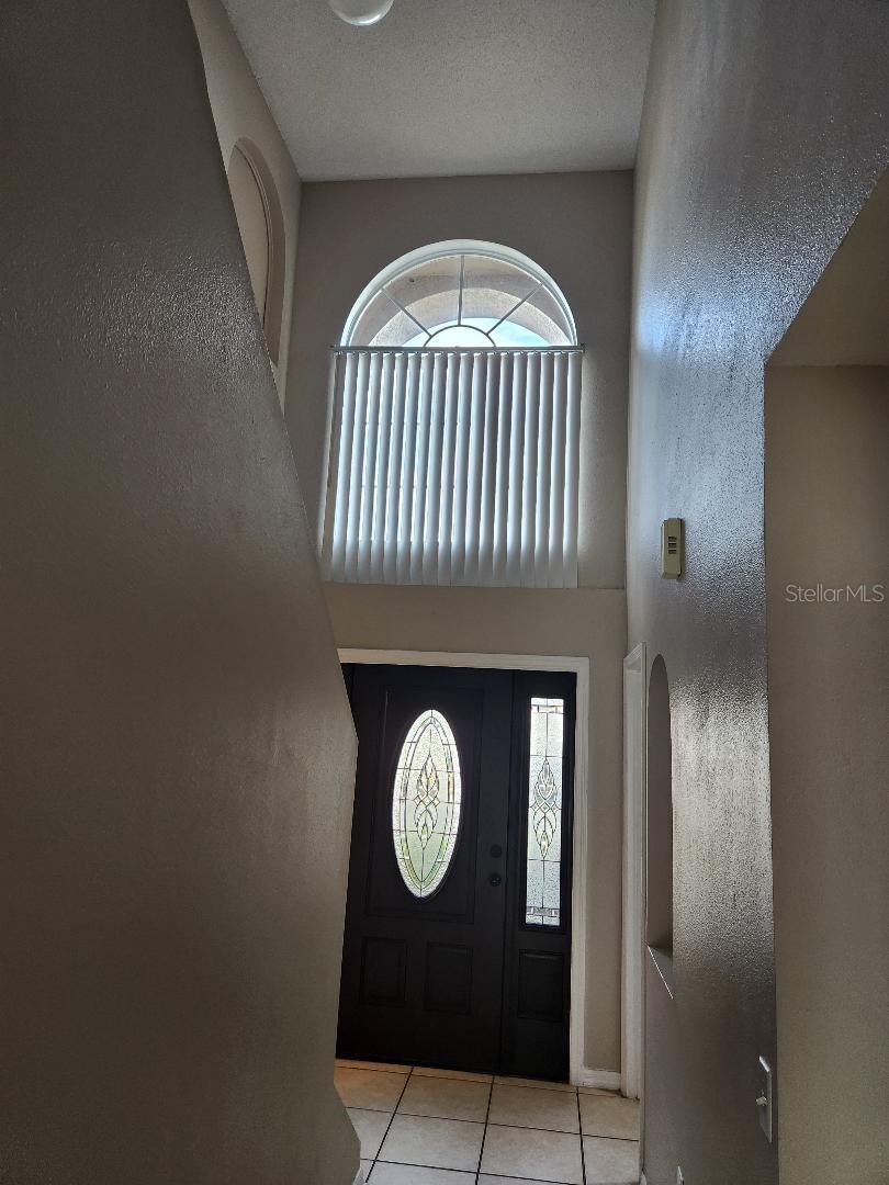 Image 4 of 48 For 719 Garnette Avenue