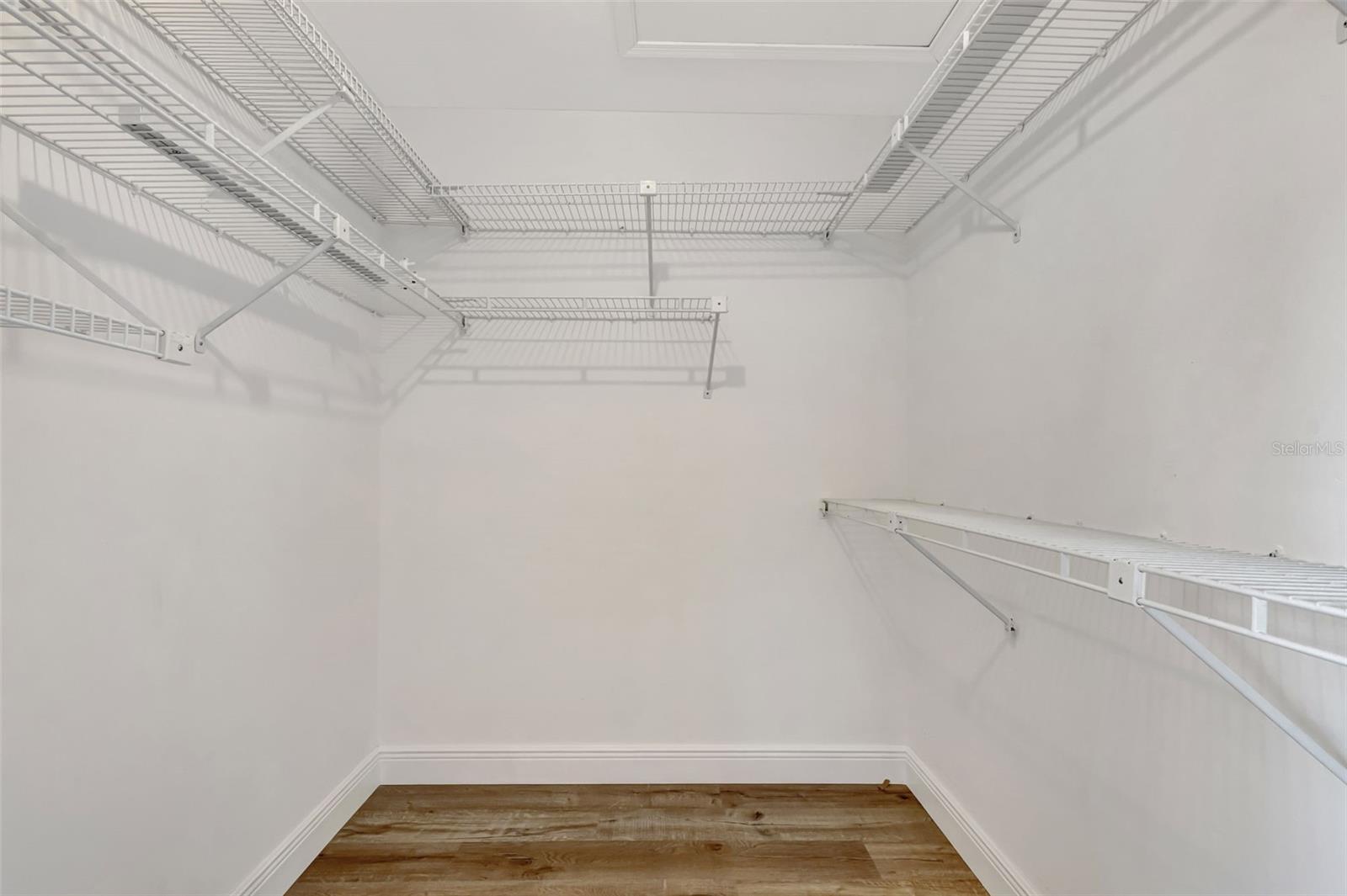 Image 33 of 52 For 2502 23rd Cranbrook Drive