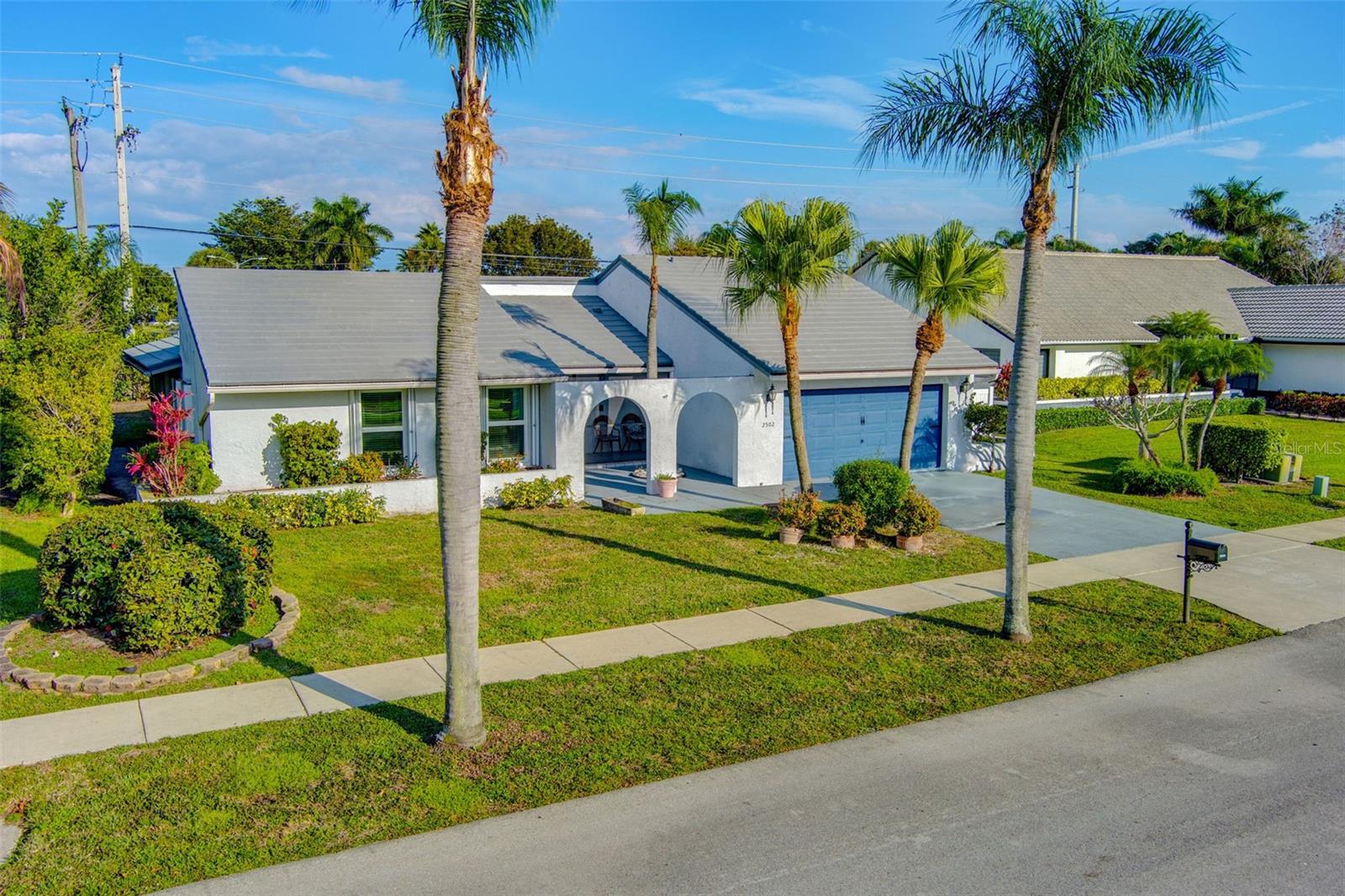 Image 37 of 52 For 2502 23rd Cranbrook Drive