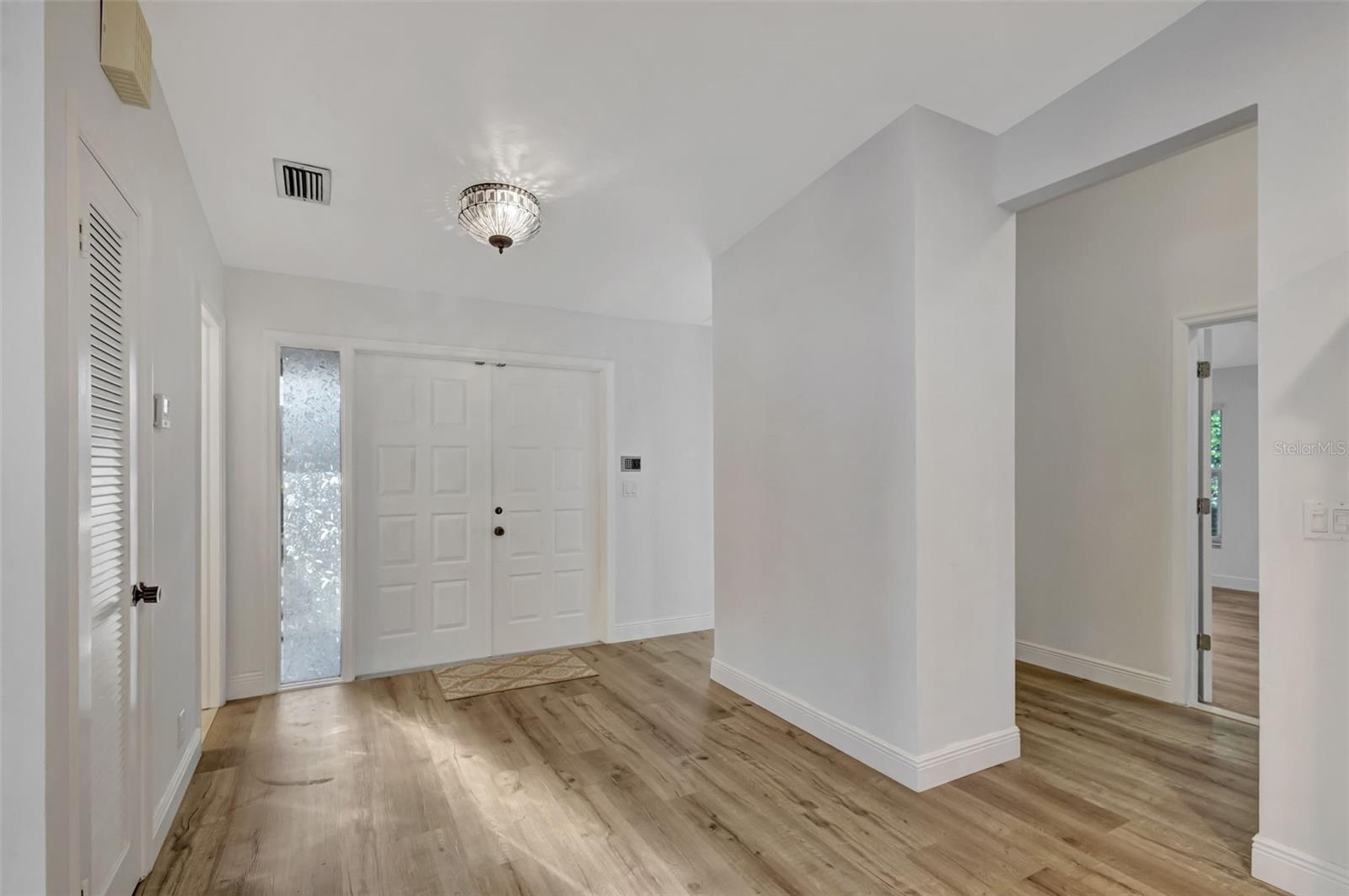 Image 9 of 52 For 2502 23rd Cranbrook Drive