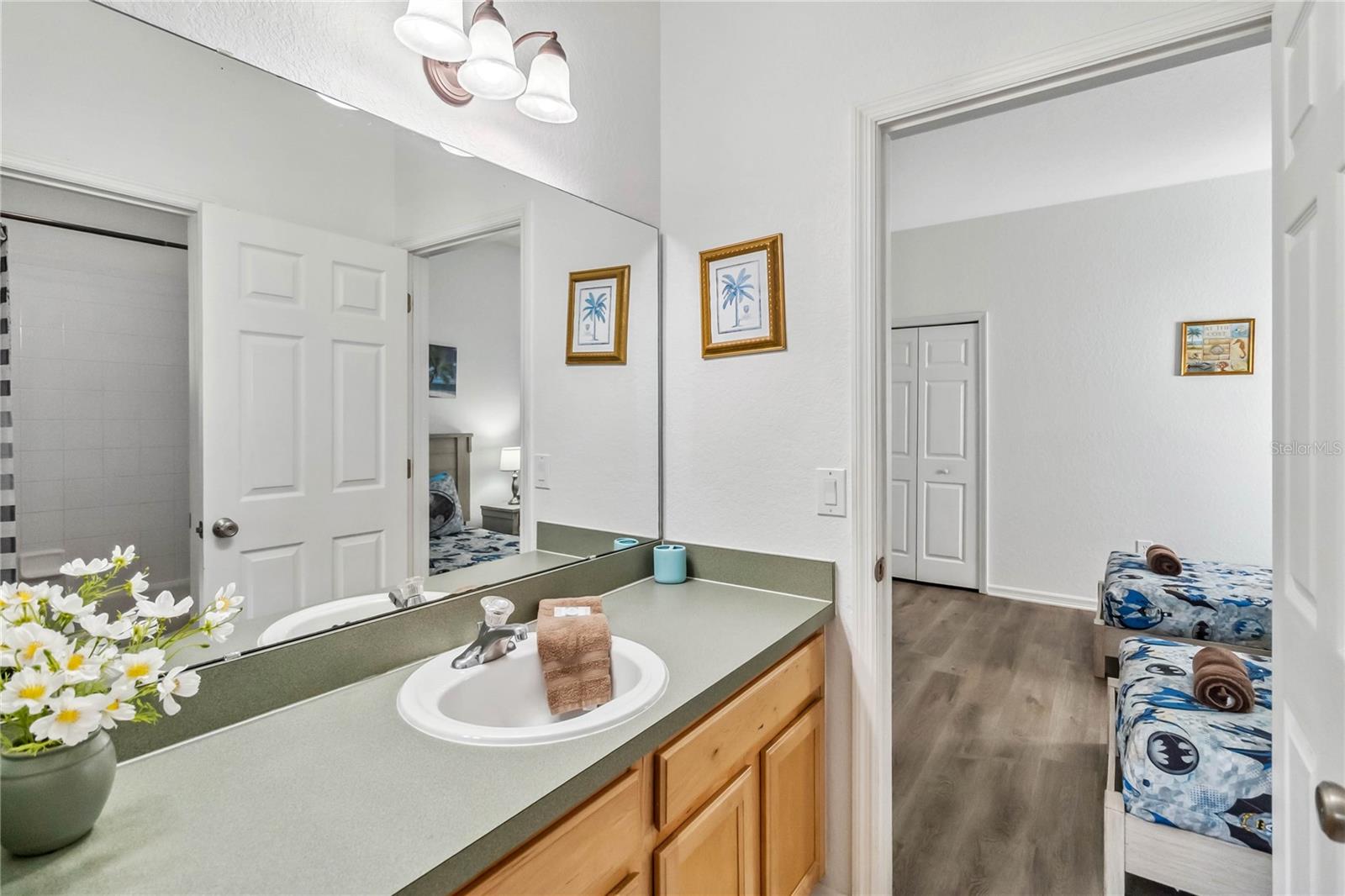Image 26 of 42 For 16613 Caribbean Breeze Way 34714