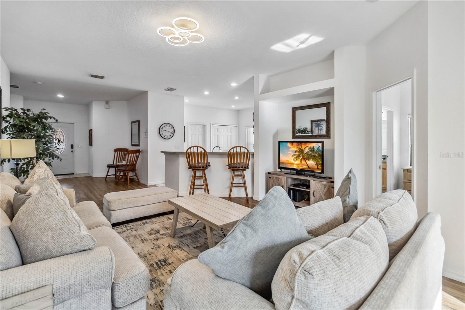 Image 9 of 42 For 16613 Caribbean Breeze Way 34714