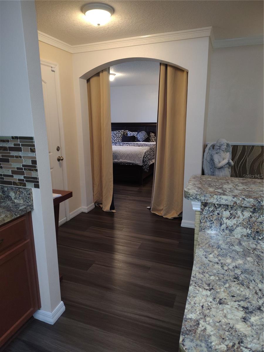 Image 28 of 31 For 2665 Rotherham Road