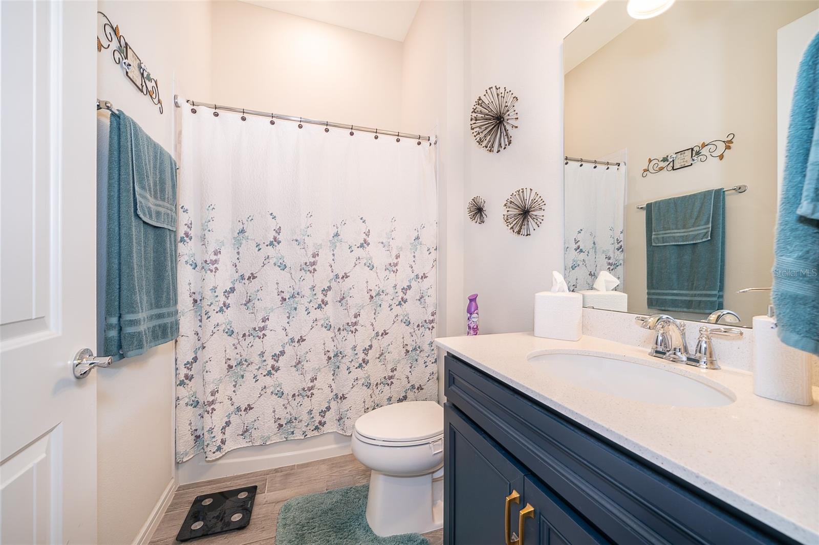 Image 11 of 40 For 6117 Sandy Springs Court