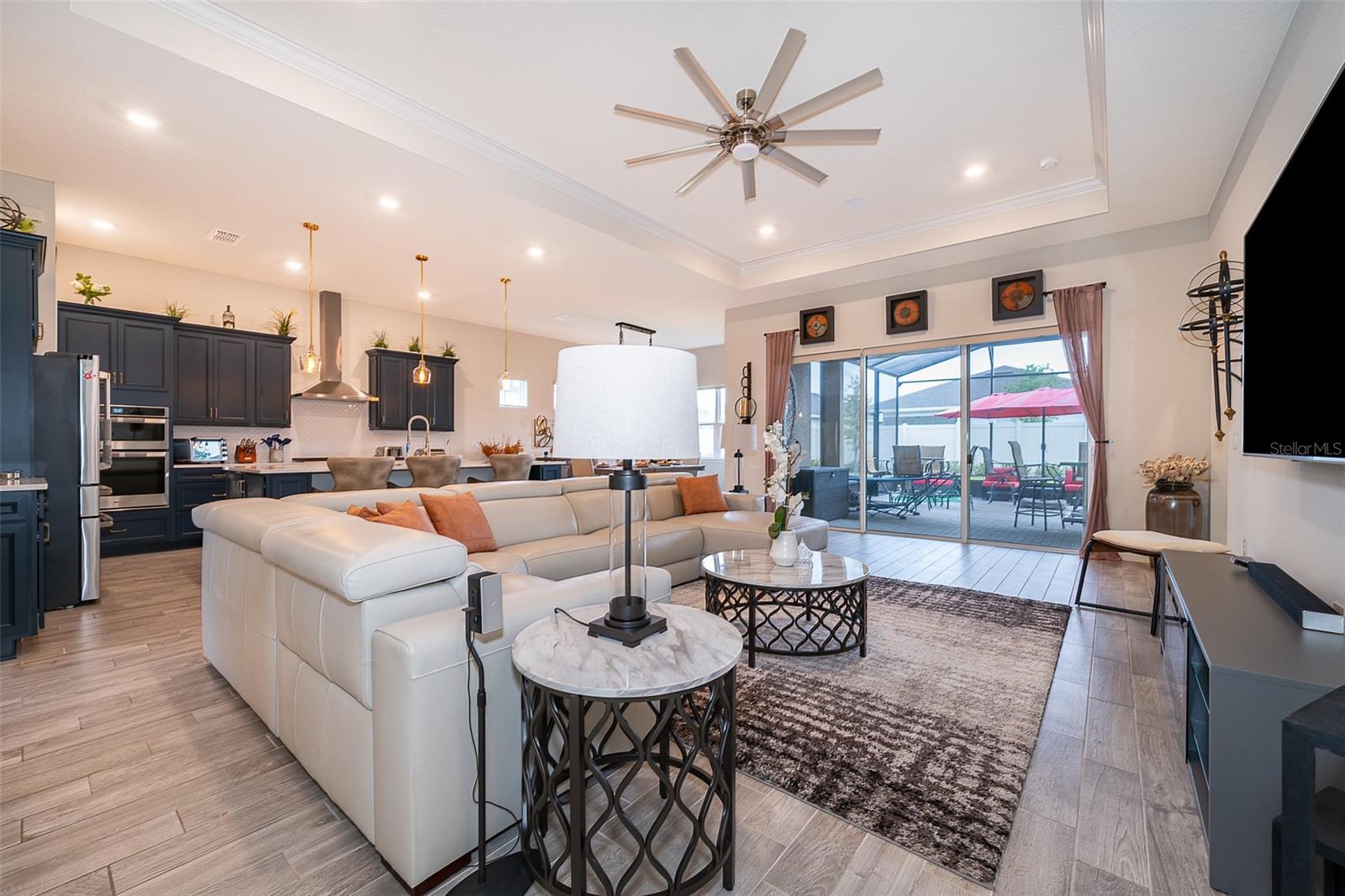 Image 14 of 40 For 6117 Sandy Springs Court