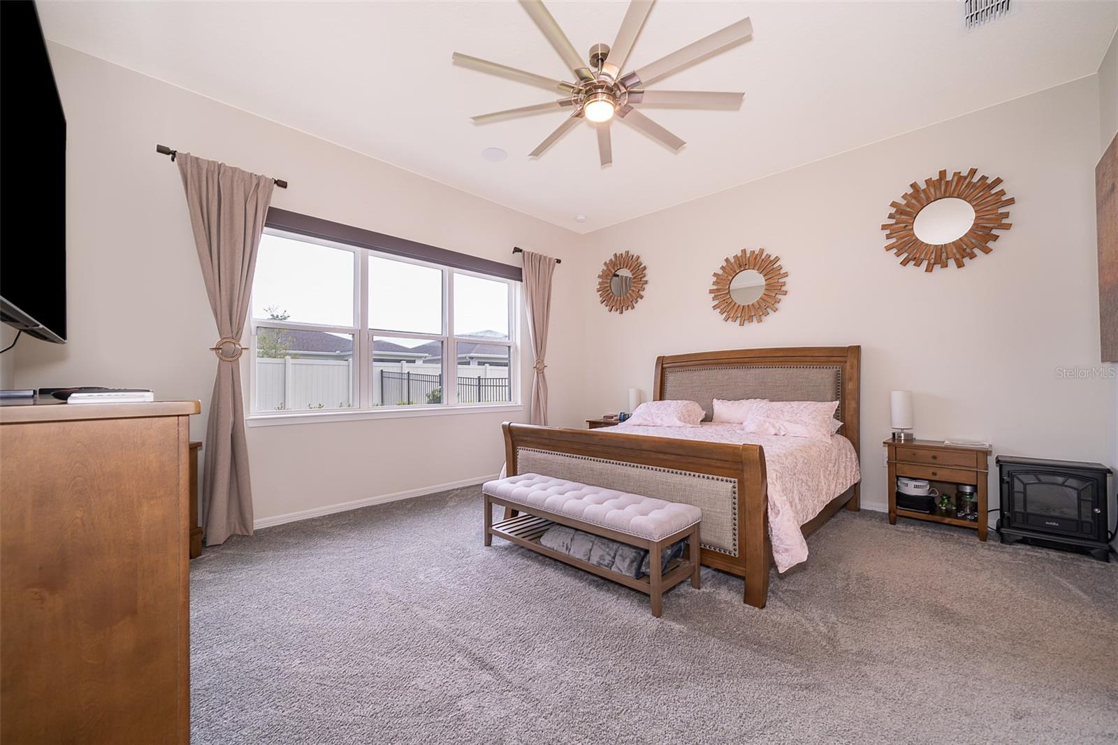 Image 20 of 40 For 6117 Sandy Springs Court