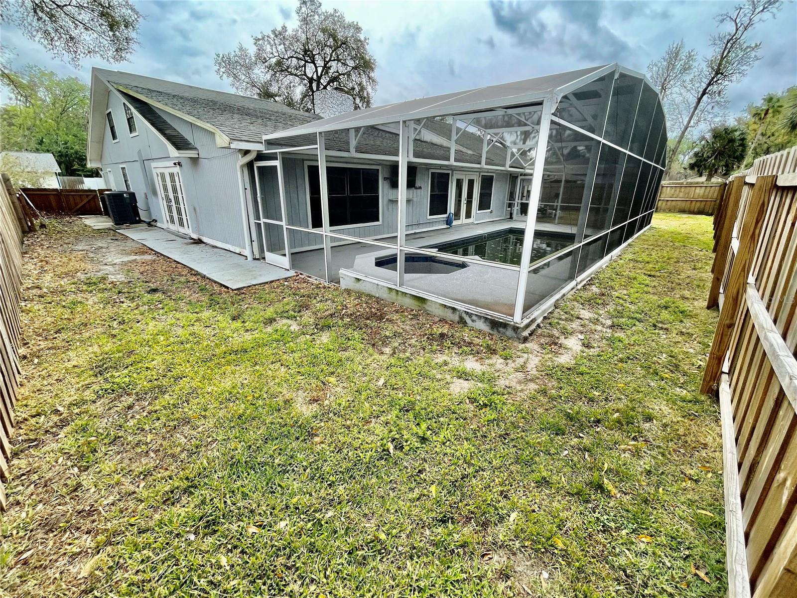 Image 4 of 46 For 924 Mill Road Lane