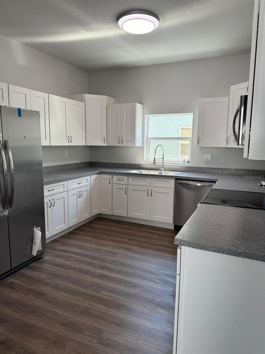 Image 4 of 19 For 1464 Las Villas Boulevard