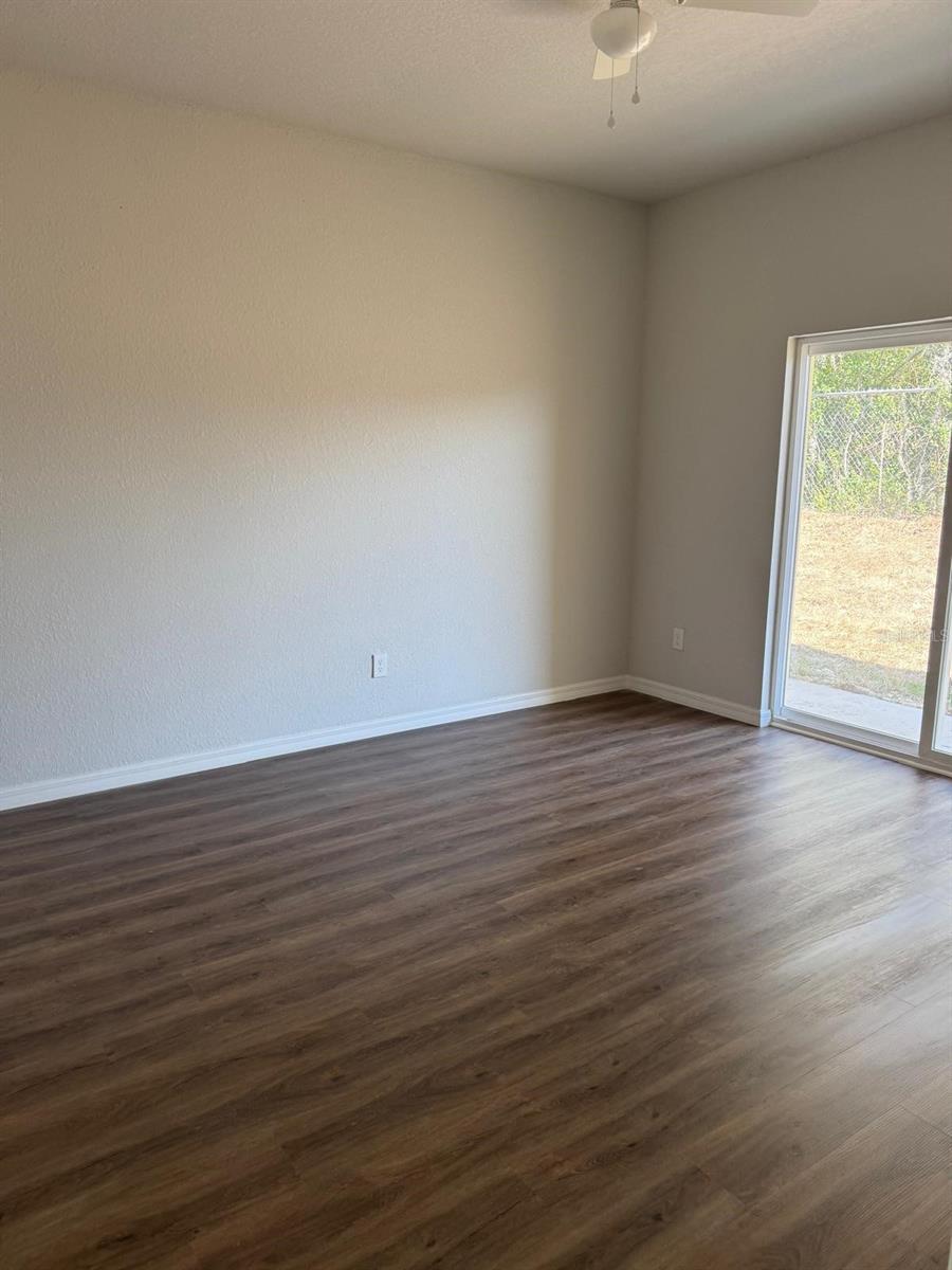 Image 9 of 19 For 1464 Las Villas Boulevard