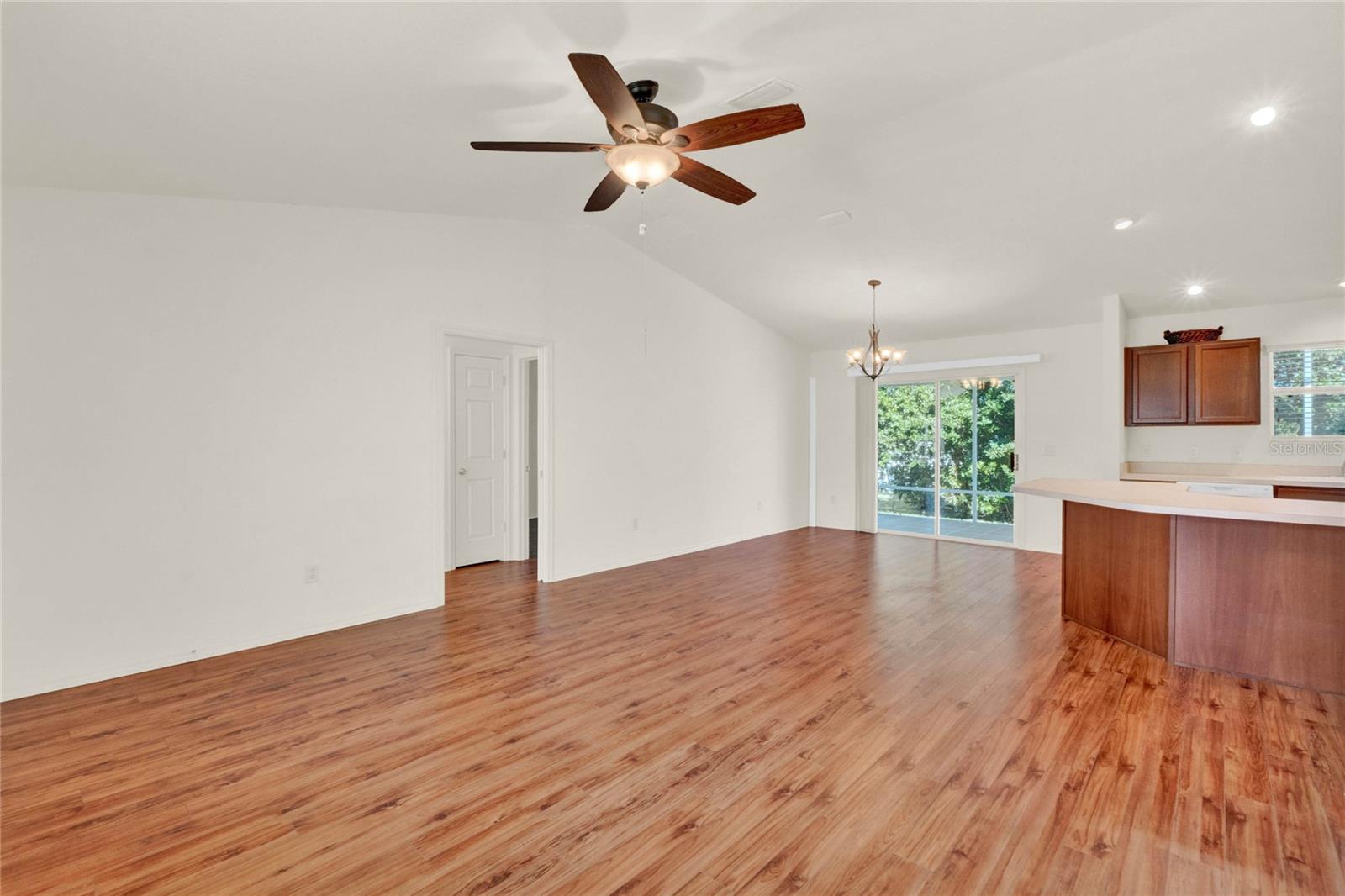 Image 5 of 26 For 381 Corbett Drive