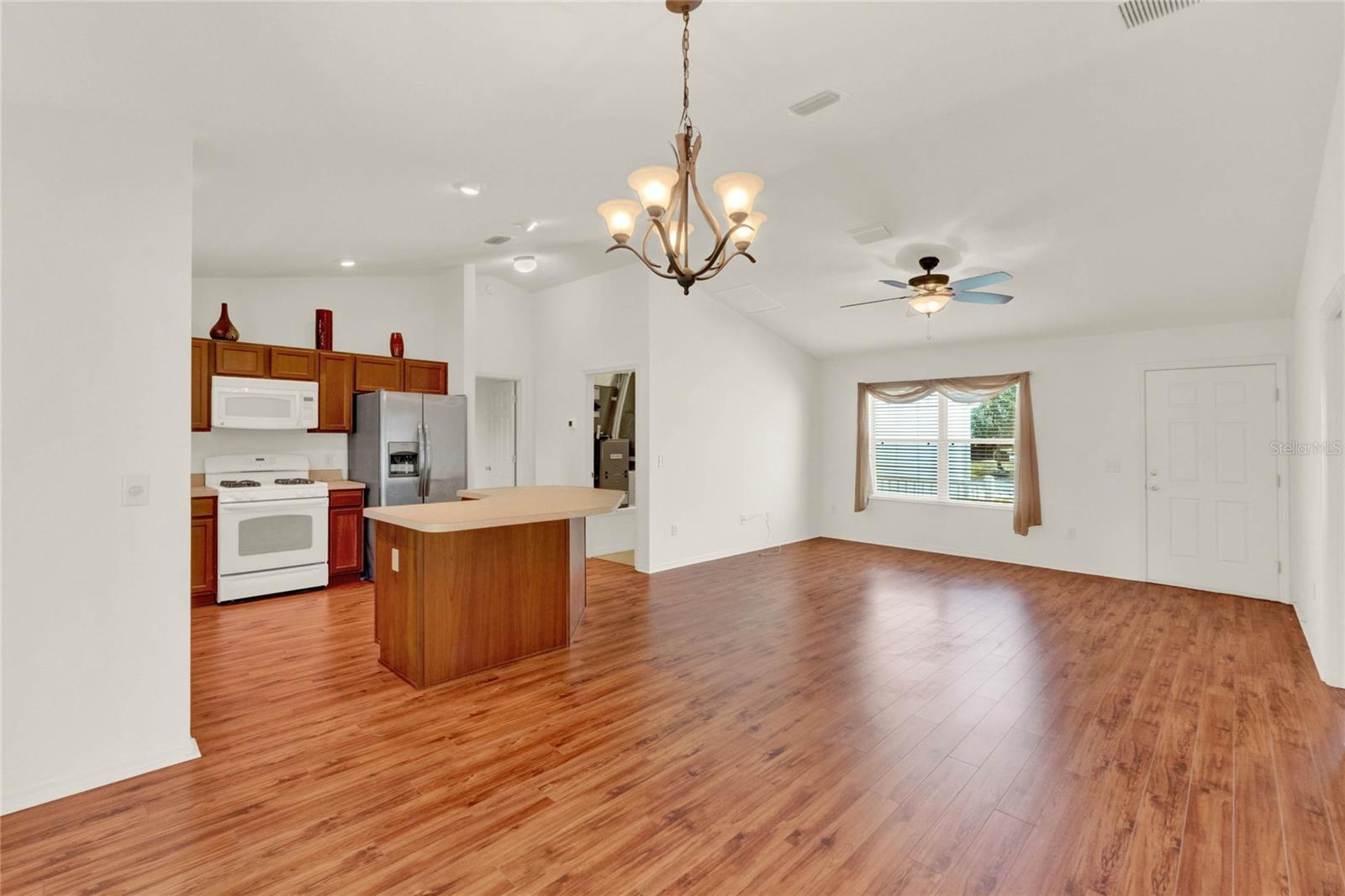 Image 9 of 26 For 381 Corbett Drive