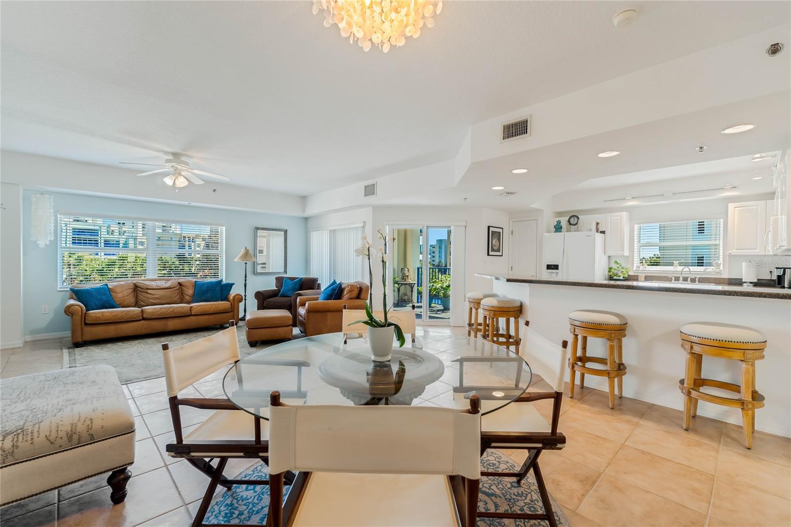 Image 11 of 39 For 5300 Atlantic Avenue 7-301