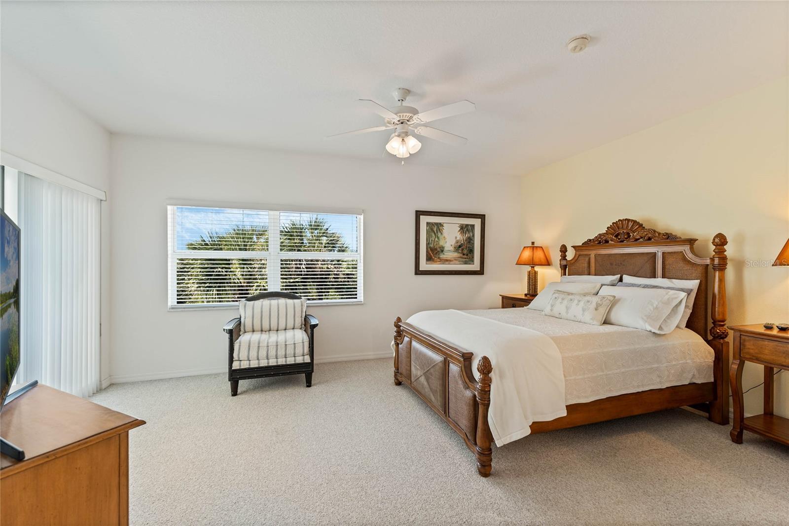 Image 18 of 39 For 5300 Atlantic Avenue 7-301