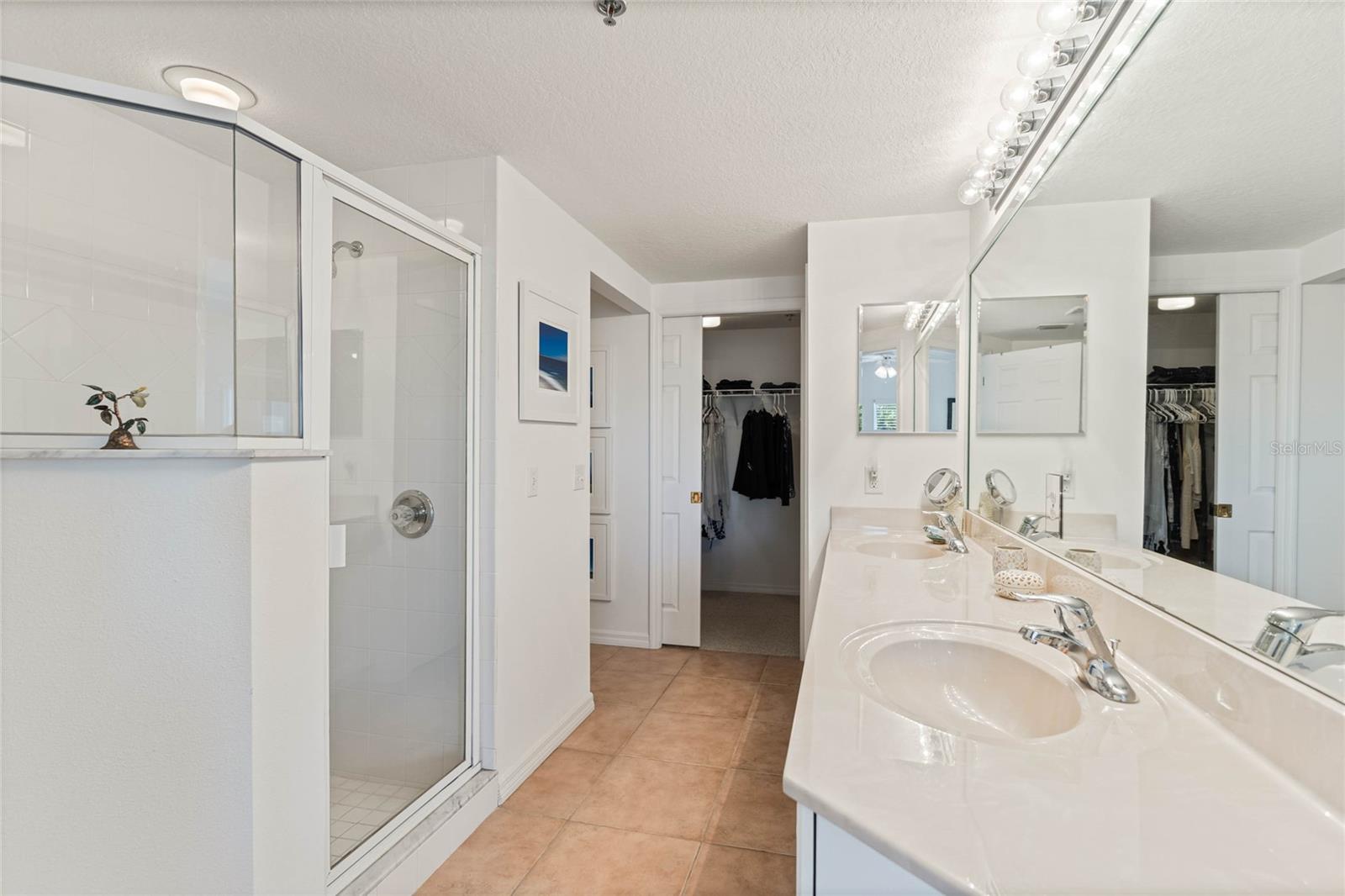 Image 23 of 39 For 5300 Atlantic Avenue 7-301