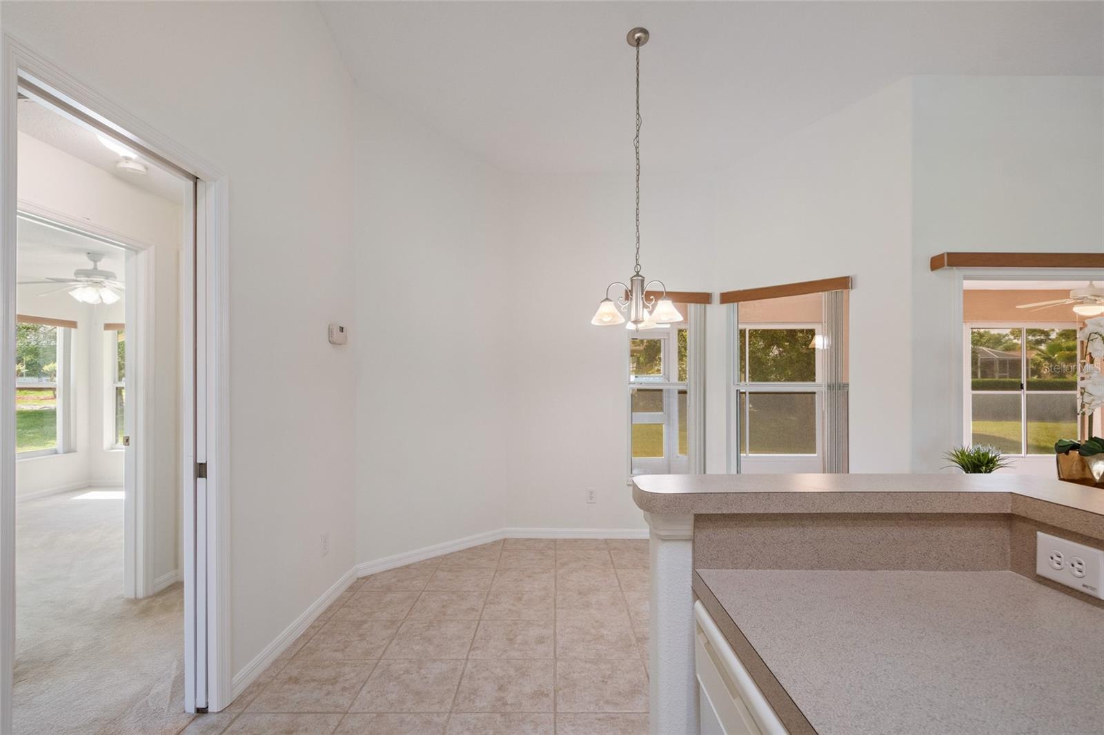 Image 21 of 51 For 4862 El Camino Drive