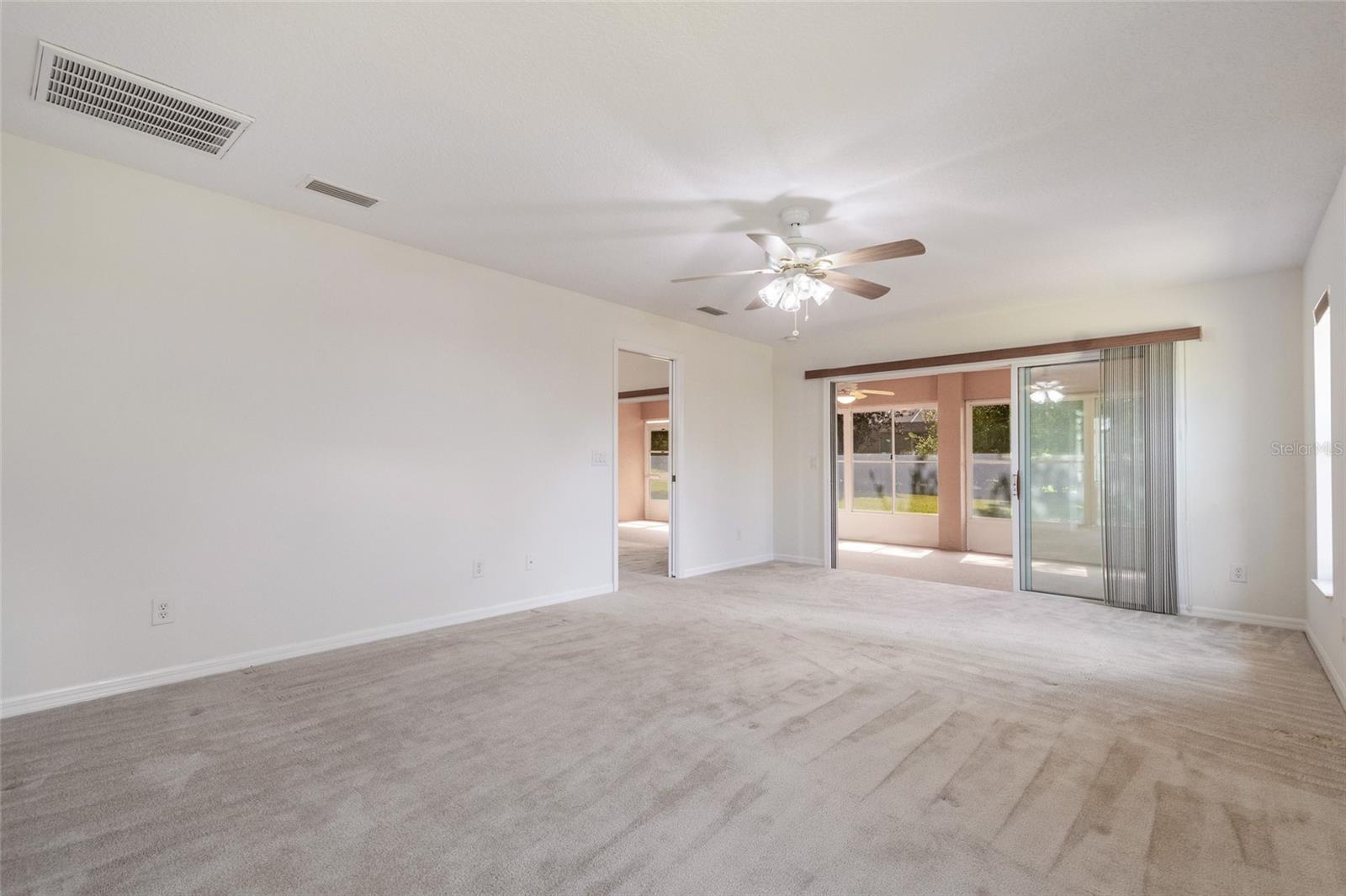 Image 32 of 51 For 4862 El Camino Drive