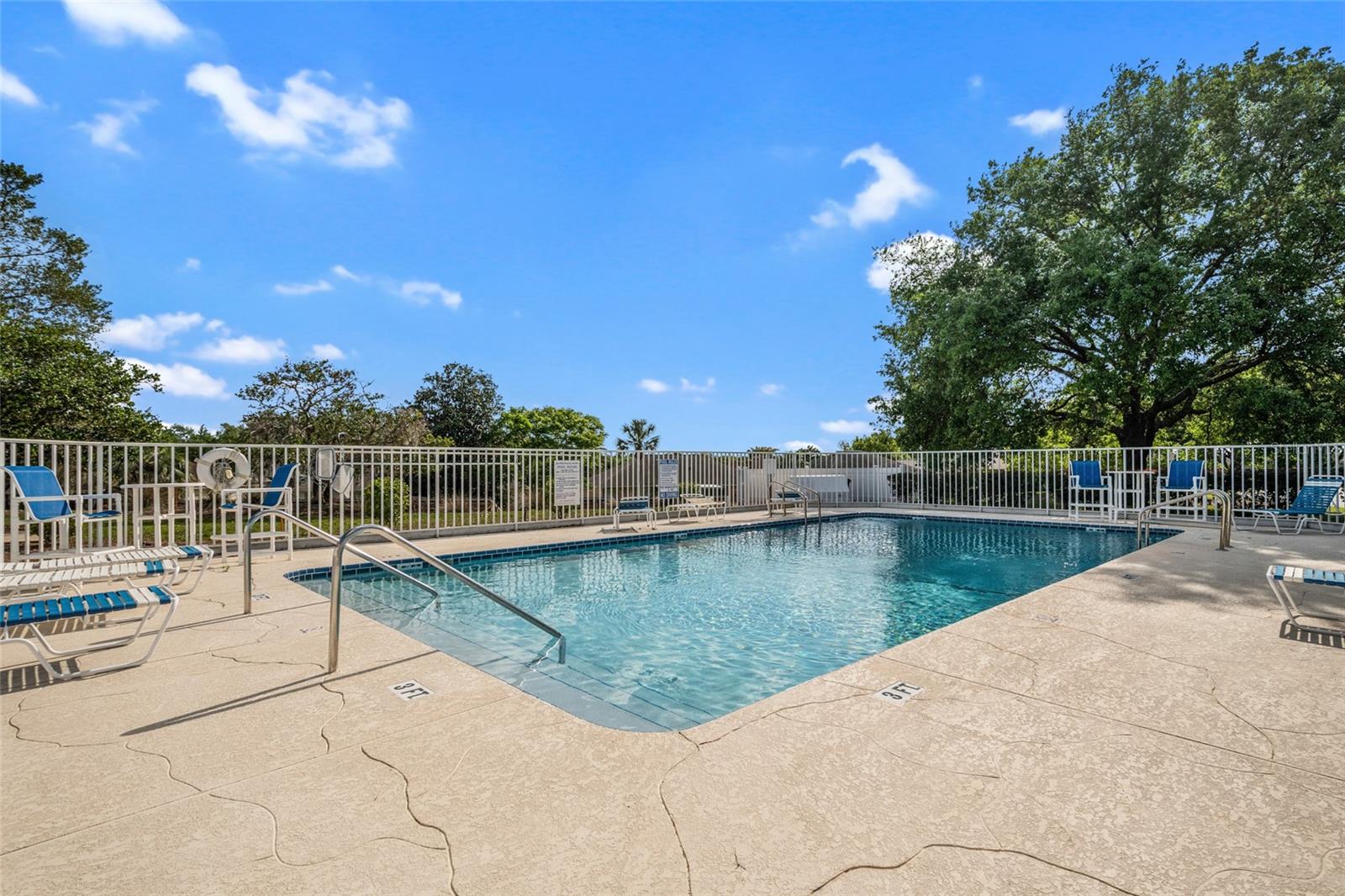 Image 42 of 51 For 4862 El Camino Drive