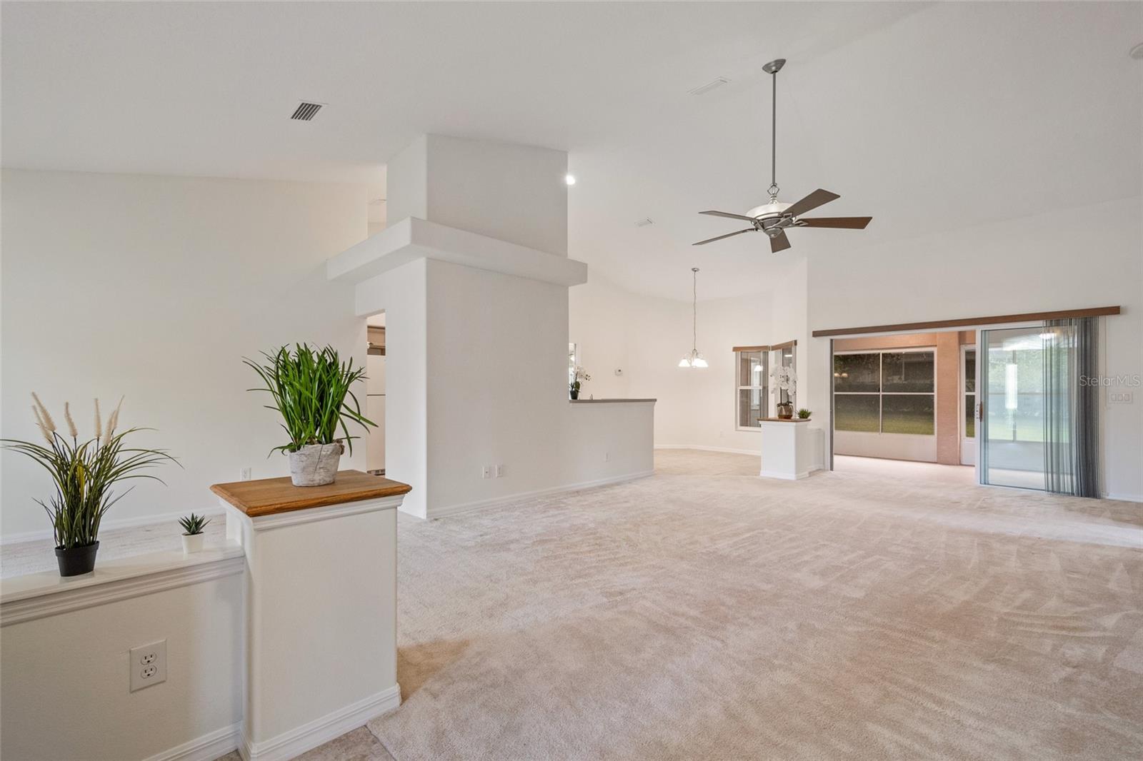 Image 6 of 51 For 4862 El Camino Drive