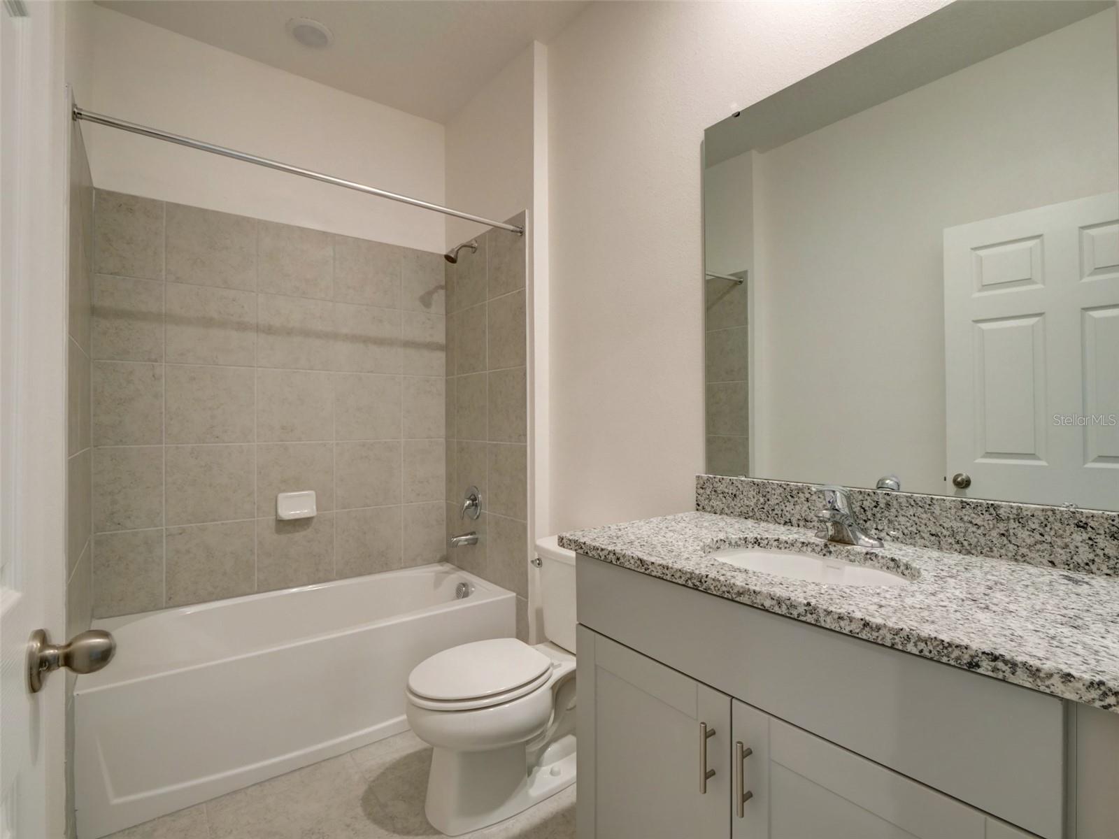 Listing photo id 8 for 1406 Ethan Manor Road