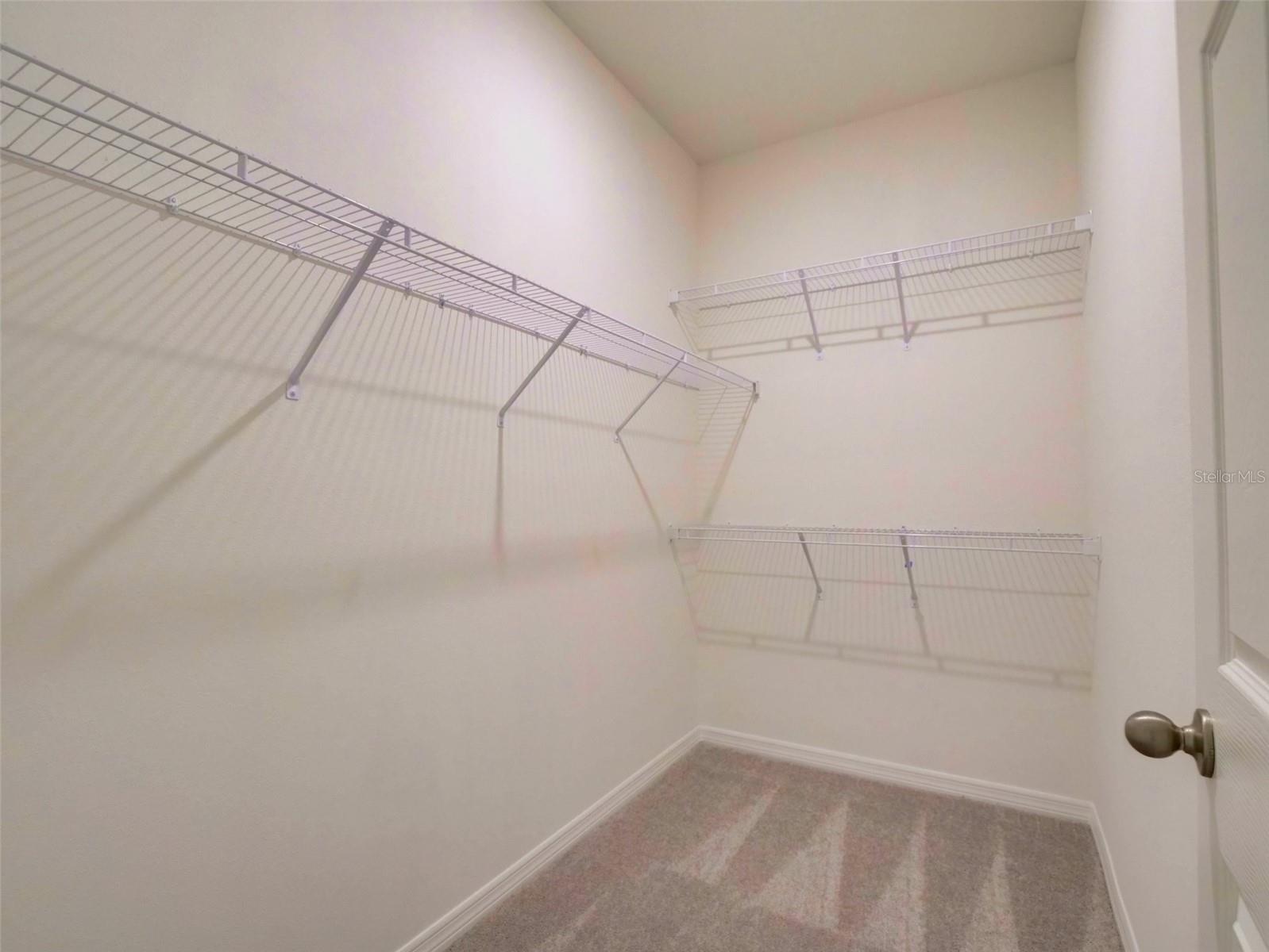 Listing photo id 16 for 1406 Ethan Manor Road