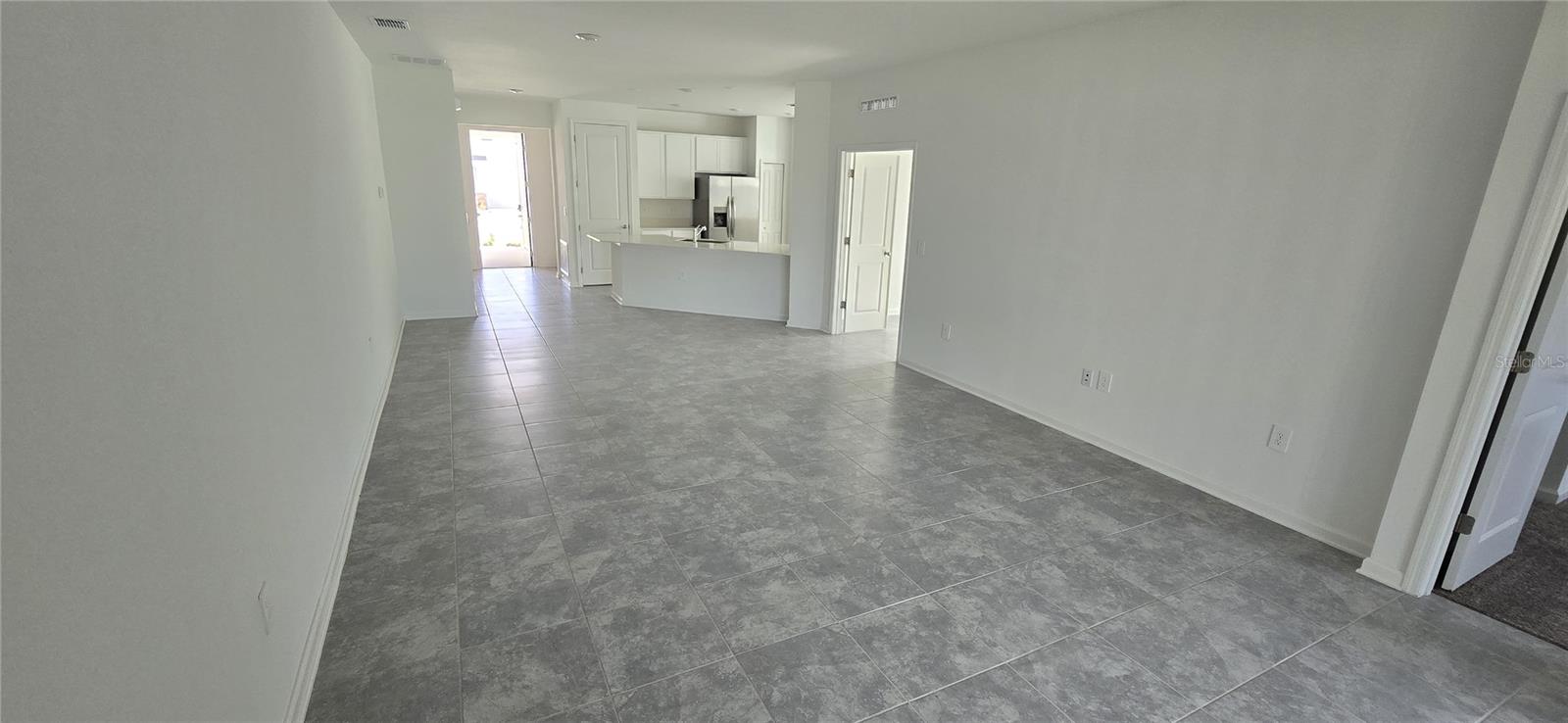 Image 8 of 23 For 1029 Holden Way