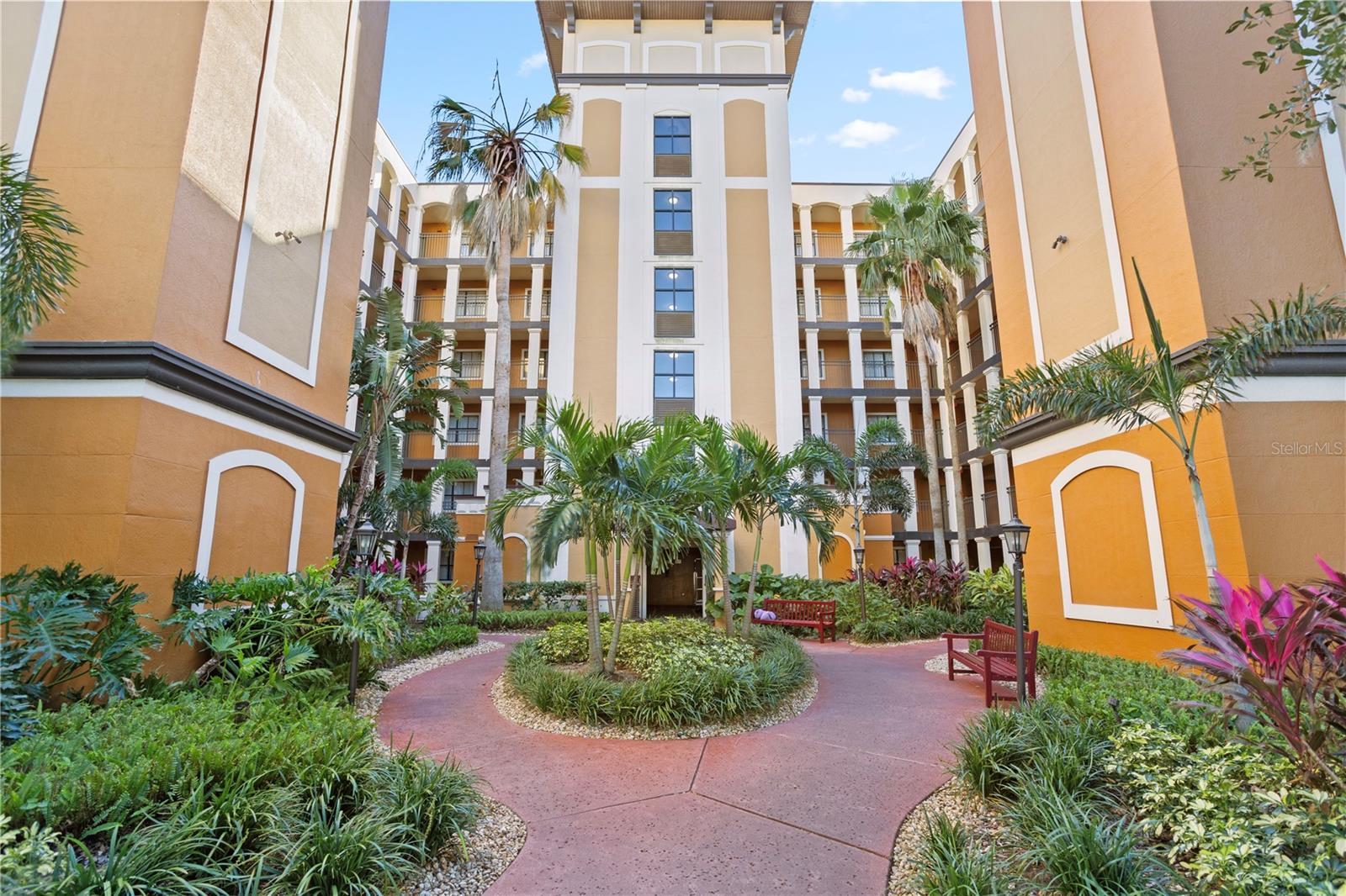 Image 3 of 41 For 12521 Floridays Resort Drive 501f