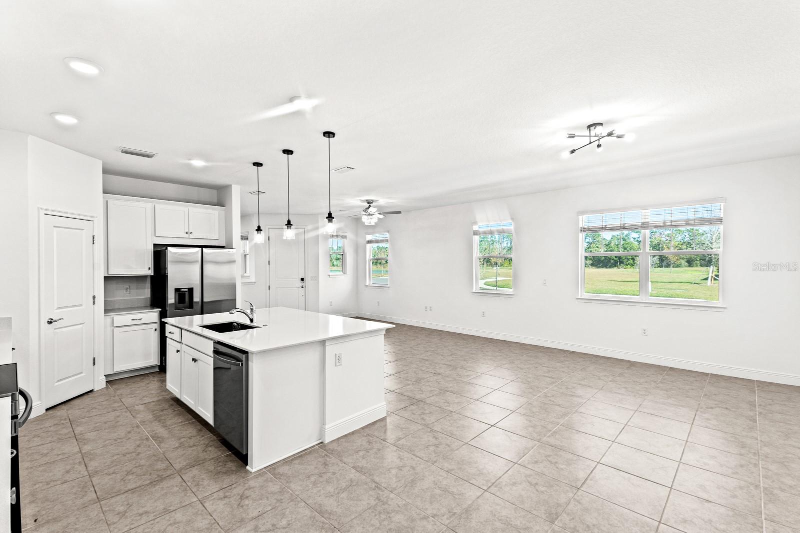 Image 13 of 51 For 3838 Knotty Pine Street