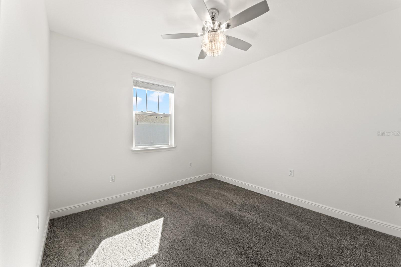 Image 31 of 51 For 3838 Knotty Pine Street