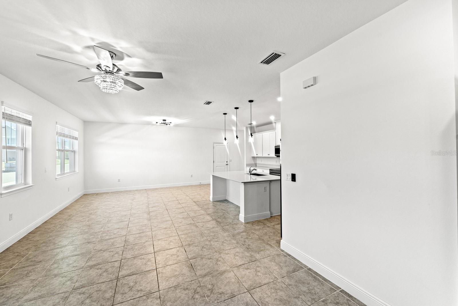 Image 7 of 51 For 3838 Knotty Pine Street