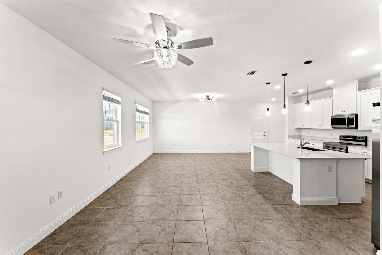 Image 9 of 51 For 3838 Knotty Pine Street