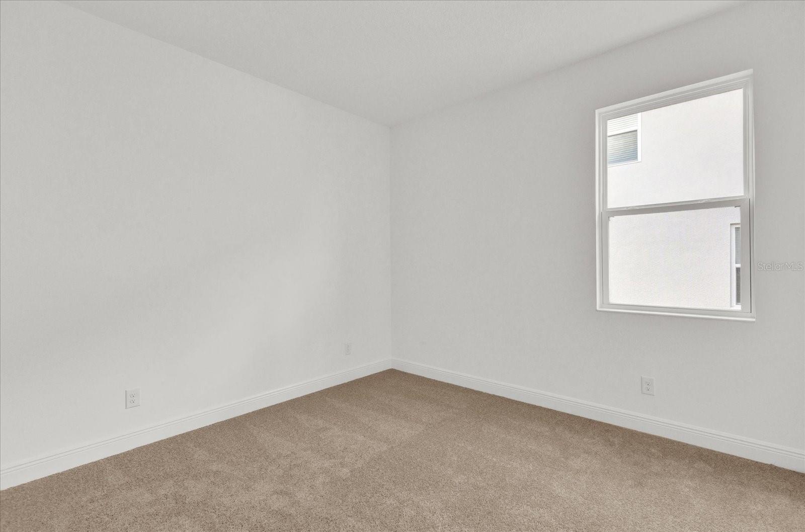 Image 22 of 39 For 7819 Syracuse Drive