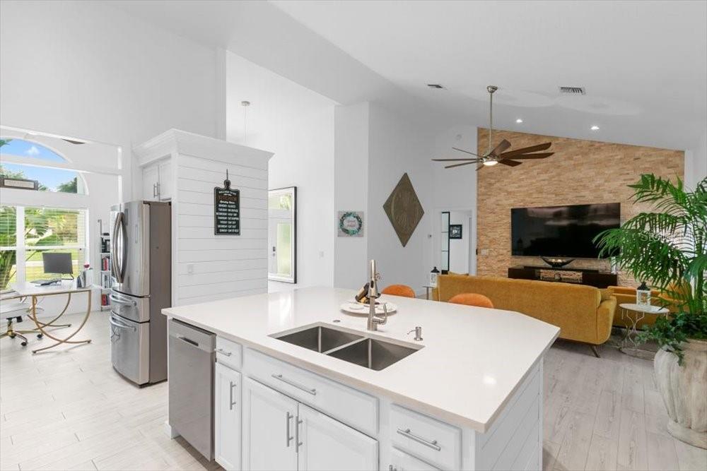 Image 15 of 38 For 30912 Fairvista Drive