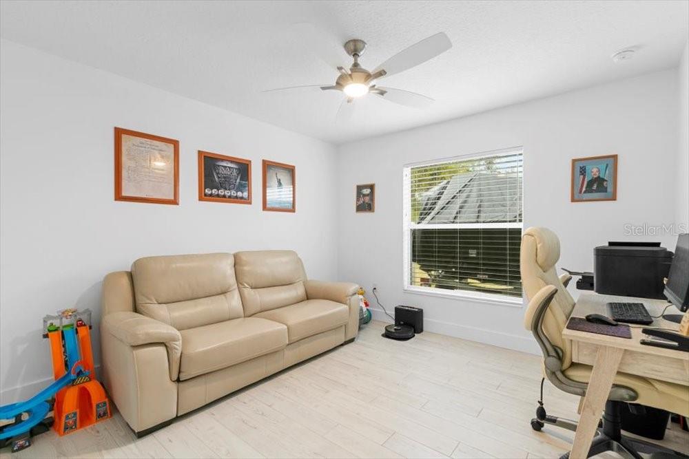 Image 25 of 38 For 30912 Fairvista Drive
