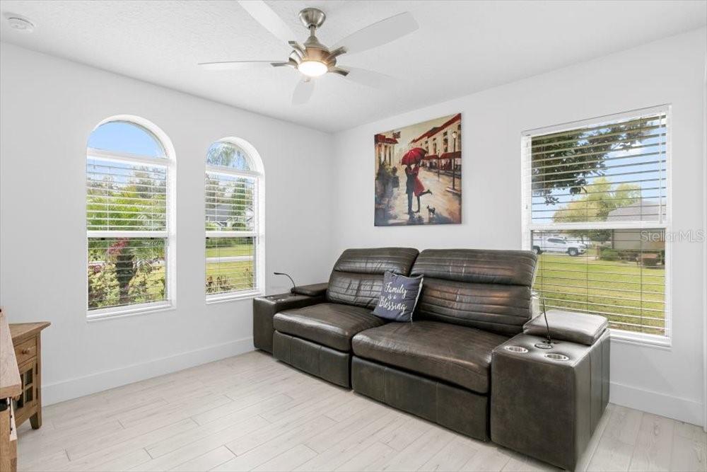 Image 27 of 38 For 30912 Fairvista Drive