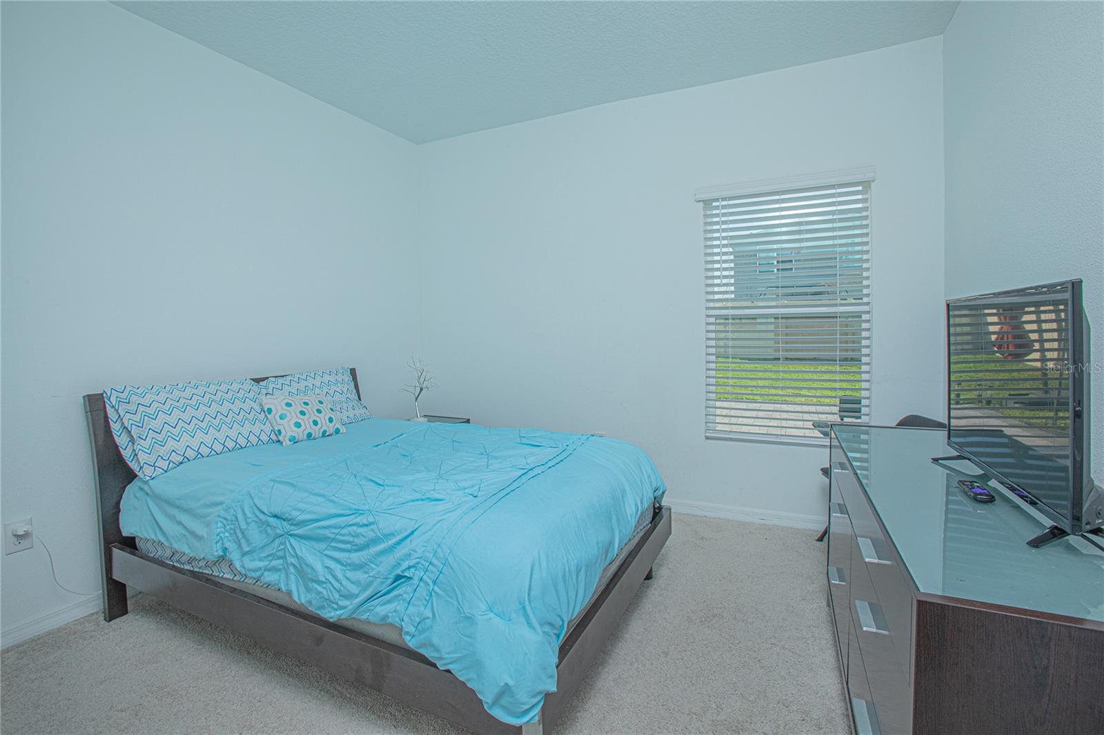 Image 10 of 38 For 5709 Sagunto Dr